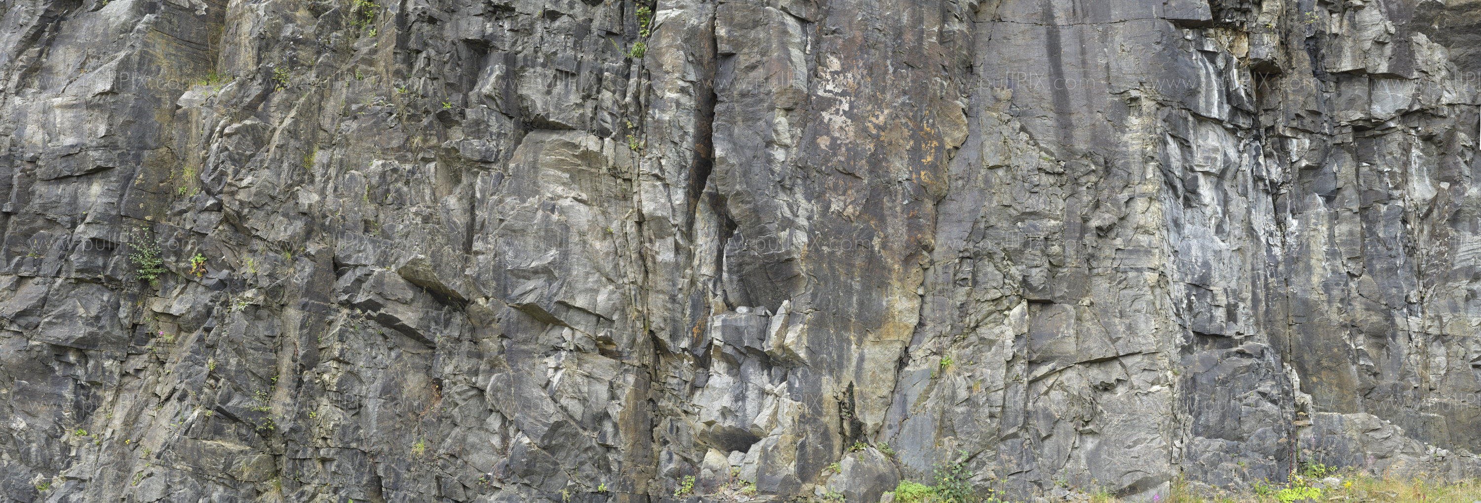 Preview Felswand Norwegen.jpg